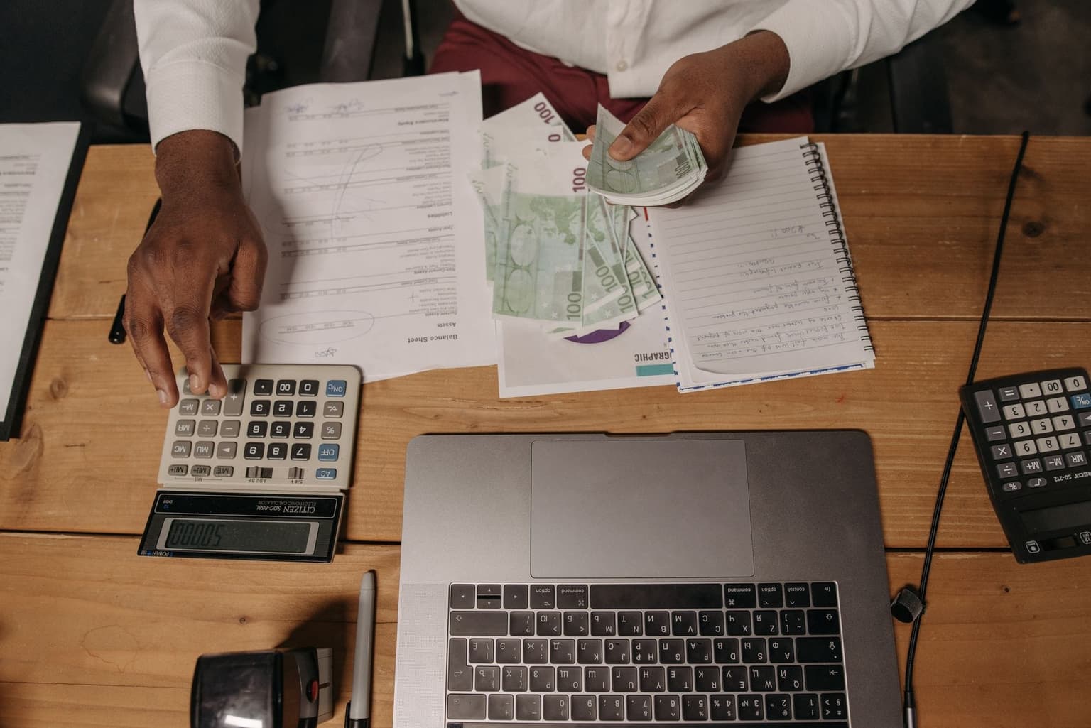 Financial Analyst at Airbnb
